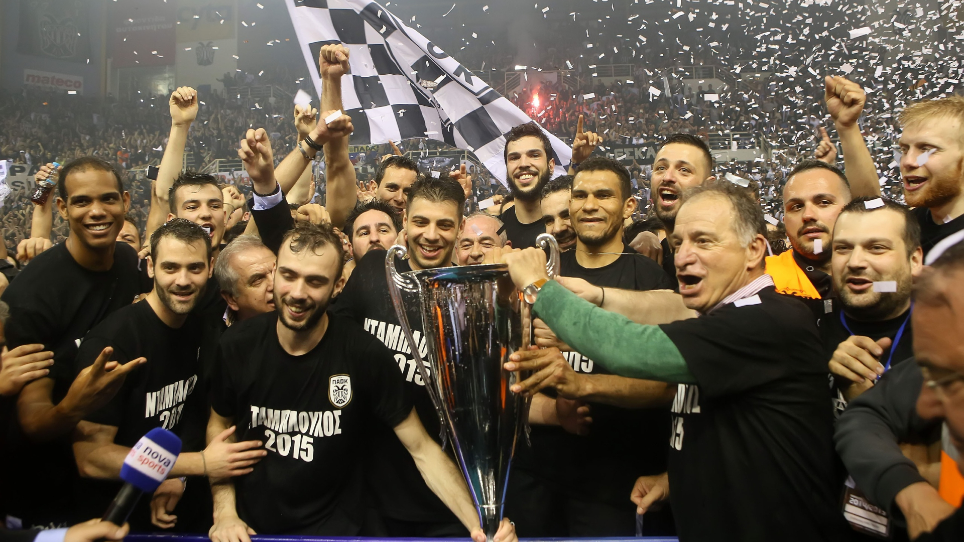 ΠΑΟΚ: Χαμός στους πανηγυρισμούς (photos)