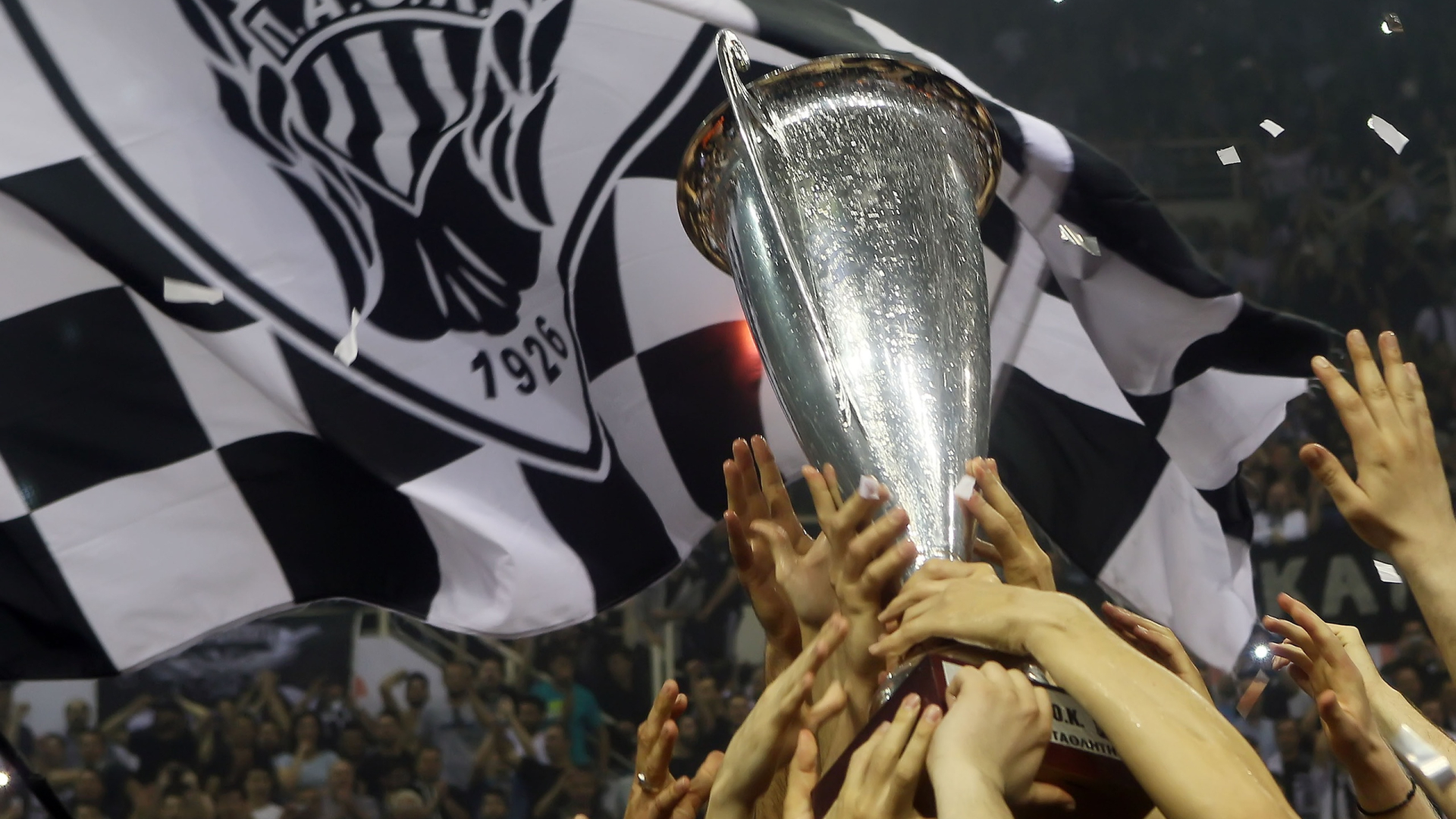 ΠΑΟΚ: Χαμός στους πανηγυρισμούς (photos)