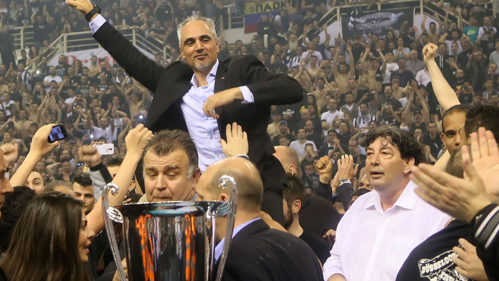 ΠΑΟΚ: Χαμός στους πανηγυρισμούς (photos)