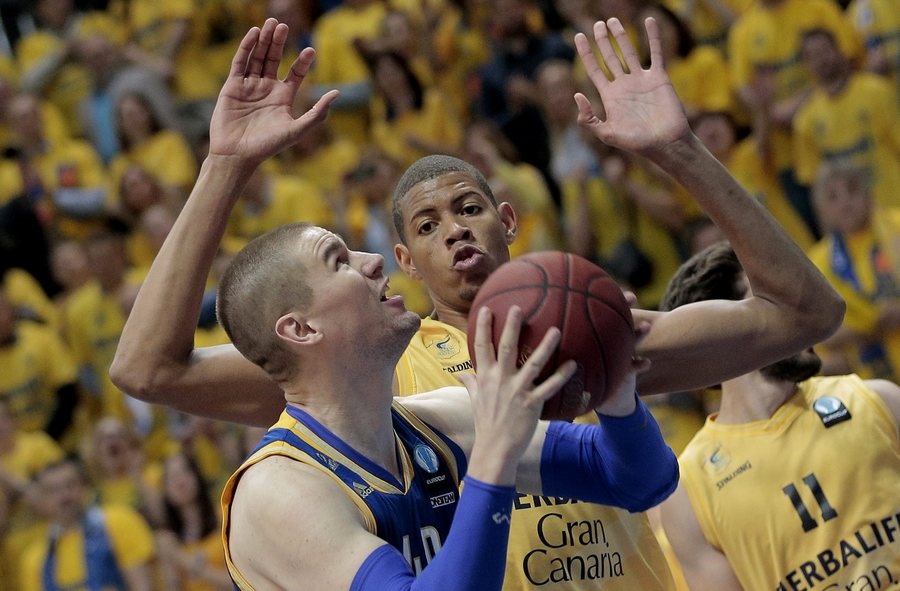 Eurocup: Τίτλος και Ευρωλίγκα για Κίμκι (photos)