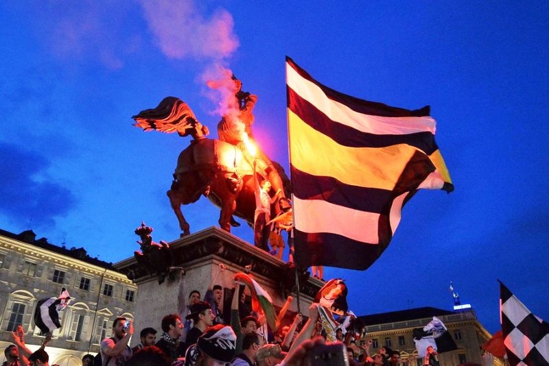 Γιουβέντους: Χαμός στο Τορίνο για τον τίτλο (photos+video)
