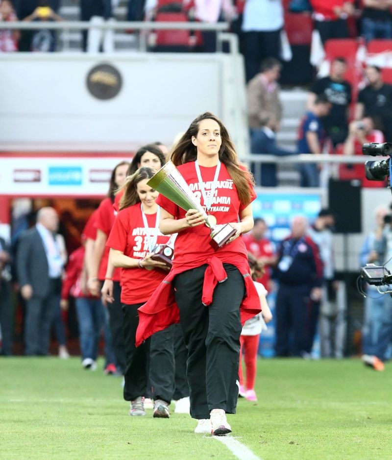 Ολυμπιακός: Αποθεώθηκαν πόλο και βόλεϊ γυναικών! (photos)