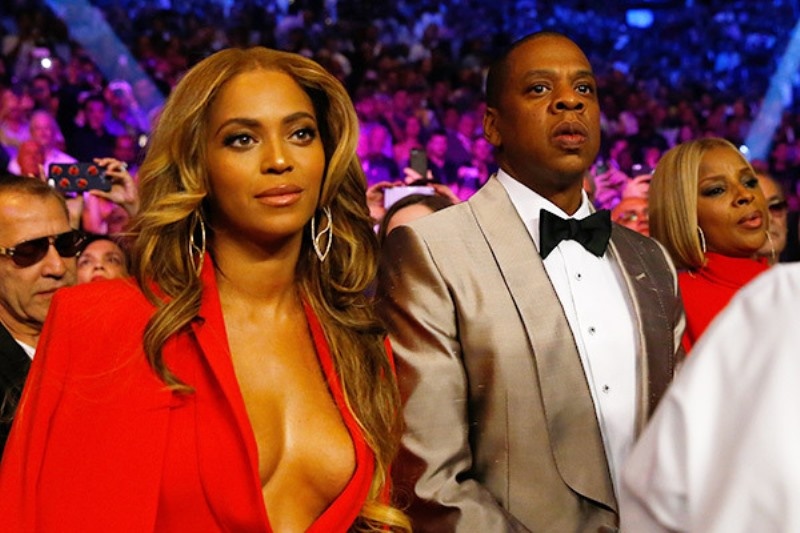 Η «καυτή» Beyoncé στη «μάχη» Mayweather vs Pacquiao (photos)