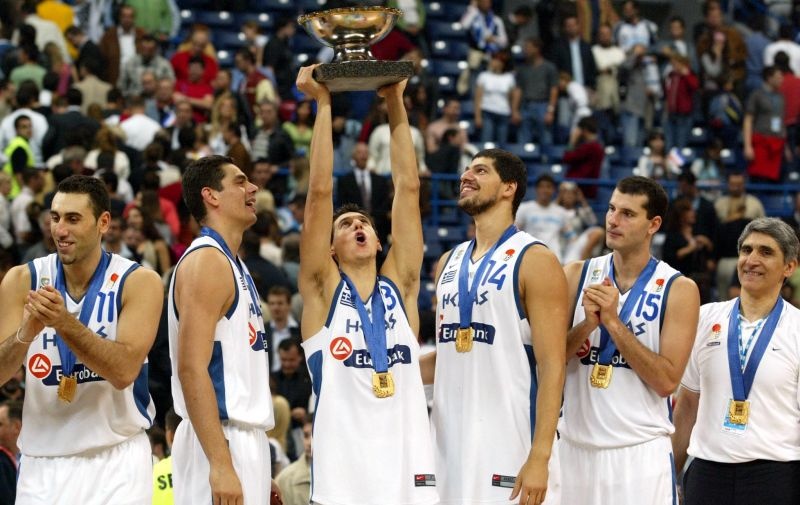 Χρόνια πολλά, Δημήτρη Διαμαντίδη… (photos+videos)