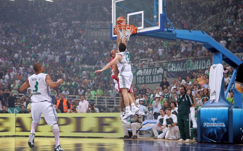 Χρόνια πολλά, Δημήτρη Διαμαντίδη… (photos+videos)