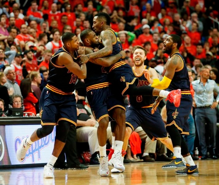 NBA: Ο «Βασιλιάς» ημέρωσε… τους «ταύρους» (photos+videos)