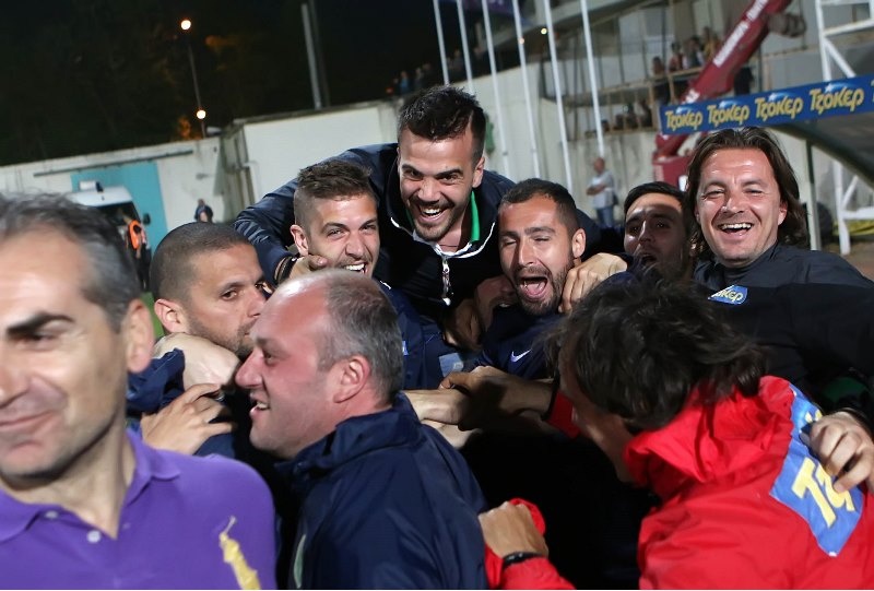 Πανθρακικός: Τρελοί… πανηγυρισμοί στην Κομοτηνή (photos)