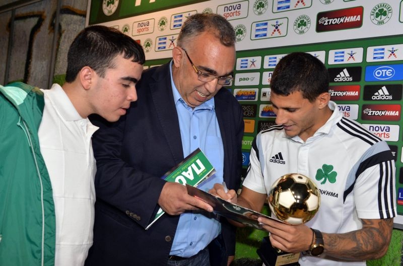 Μοίρασε χαρά ο MVP Καρέλης (video+photos)