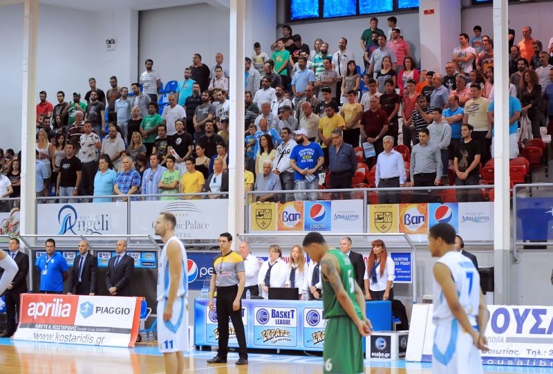 Ήττα-σοκ (photos)