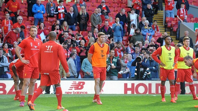 Το «Άνφιλντ» χαιρέτησε τον Τζέραρντ (videos+photos)