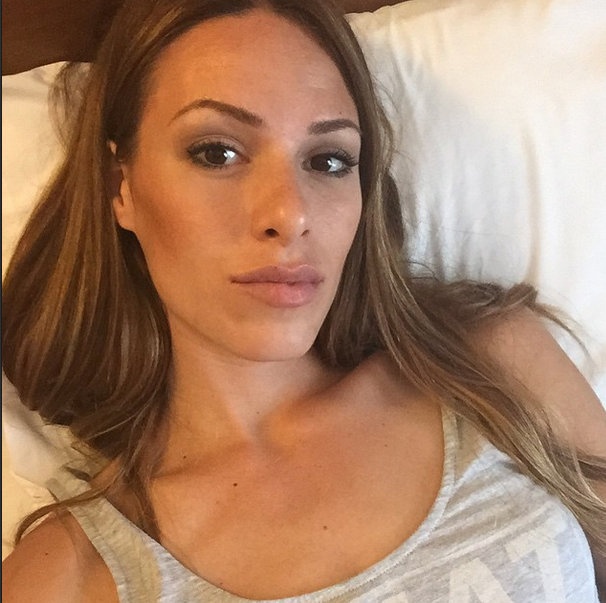 Η Ιβάνα στέλνει φιλιά