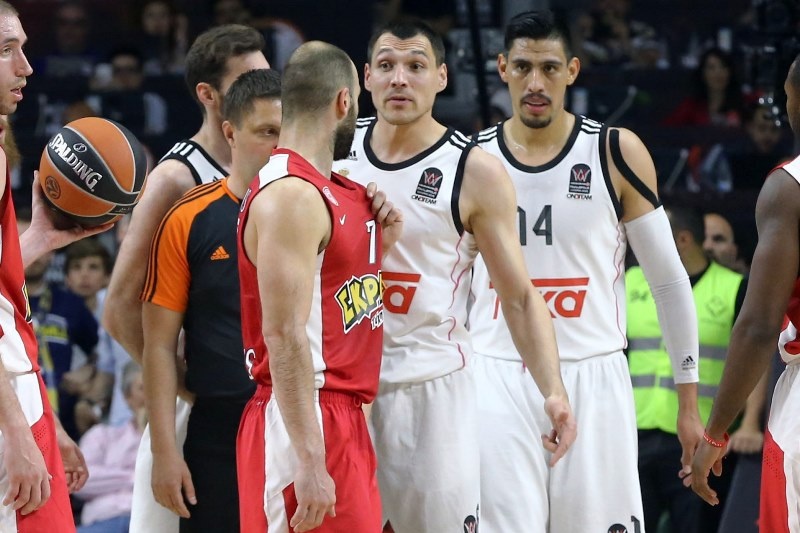 Κόντρα Ματσιούλις – Σπανούλη (photos)