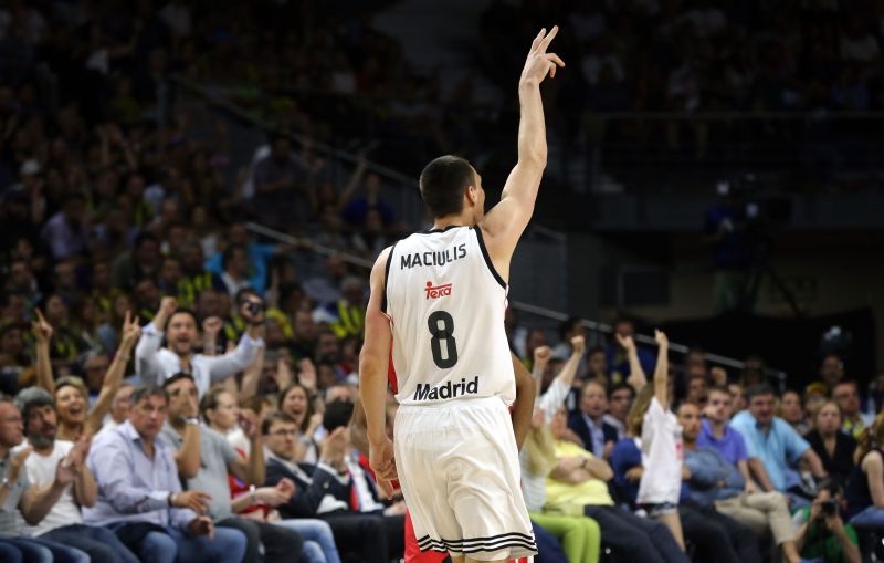Η Ρεάλ θέλει τον… Λιθουανό της! (videos+photos)