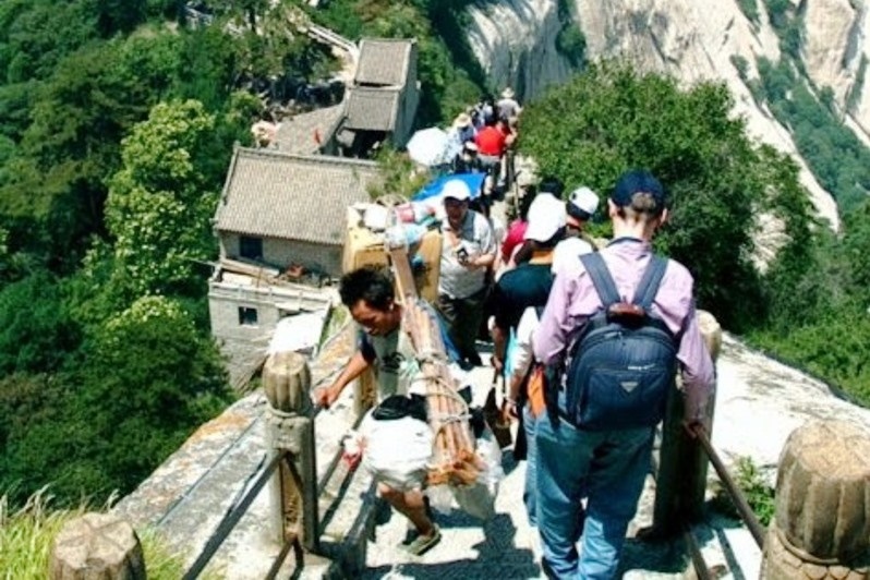 Το πιο τρομακτικό μονοπάτι του κόσμου! (photos)