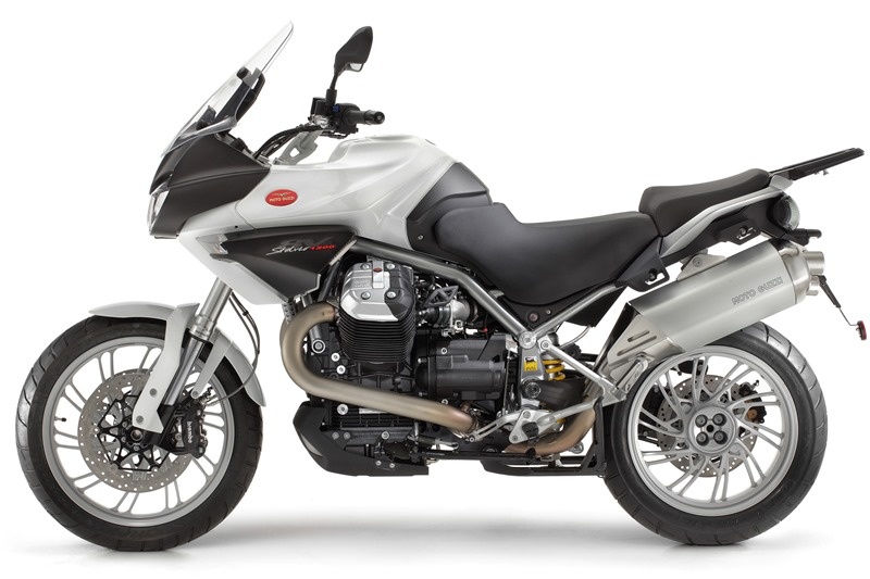 Moto Guzzi Stelvio ΝΤΧ: Οδήγηση χωρίς περιορισμούς (photos)