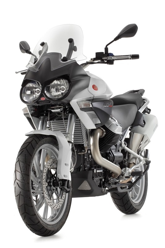 Moto Guzzi Stelvio ΝΤΧ: Οδήγηση χωρίς περιορισμούς (photos)