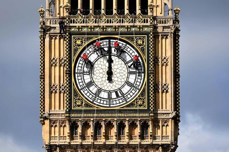 Όταν το Big Ben ήταν… μικρό! (photos+videos)