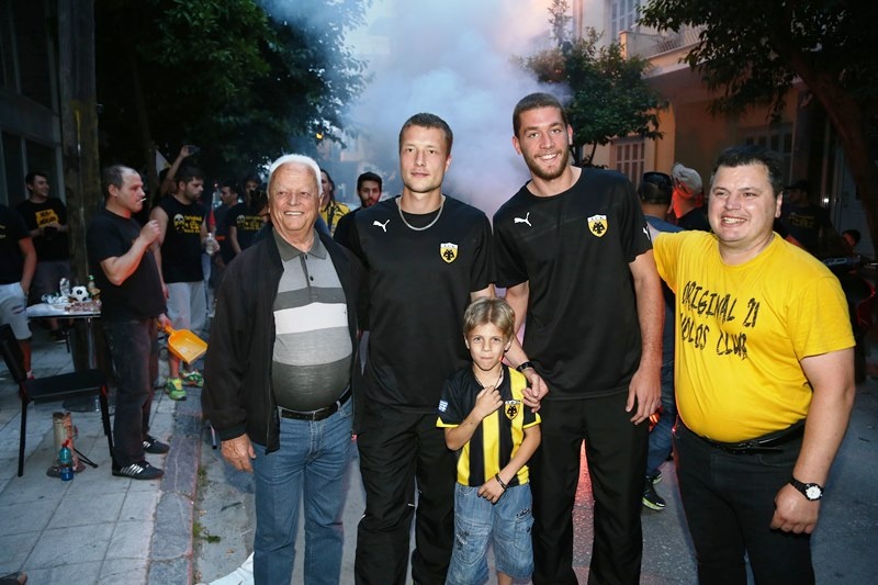 Πανικός στον Βόλο για την ΑΕΚ! (photos)