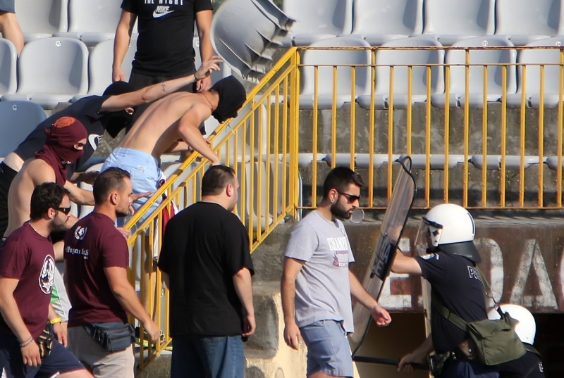 Κράξιμο σε Πλεξίδα και ξύλο στο Αλκαζάρ! (photos)