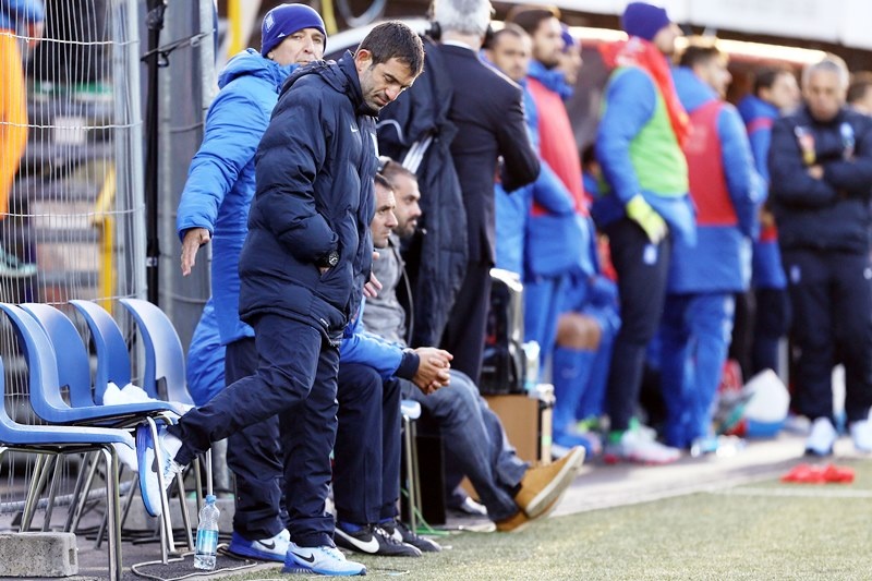 Η θλίψη του Καραγκούνη! (photos)