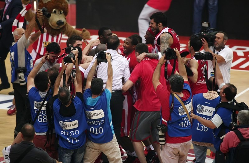 Ολυμπιακός: Οι «ερυθρόλευκοι» πανηγυρισμοί (photos)