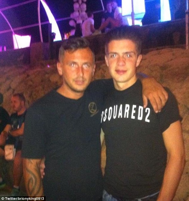 Αστέρας της Premier League λιπόθυμος από μεθύσι! (photos+video)