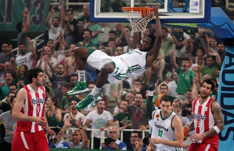 Το… θηρίο ετοιμάζεται για νέες πτήσεις! (photos+videos)