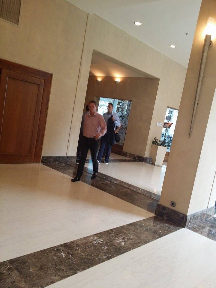 Ώρα υπογραφών για Τούντορ (photos)