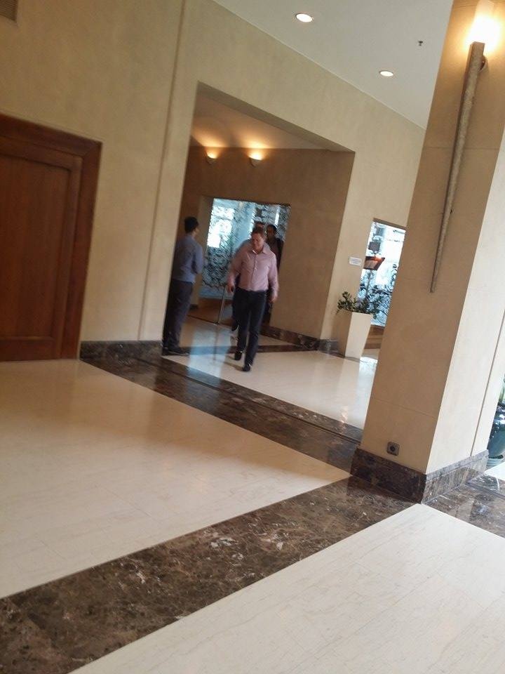 Ώρα υπογραφών για Τούντορ (photos)