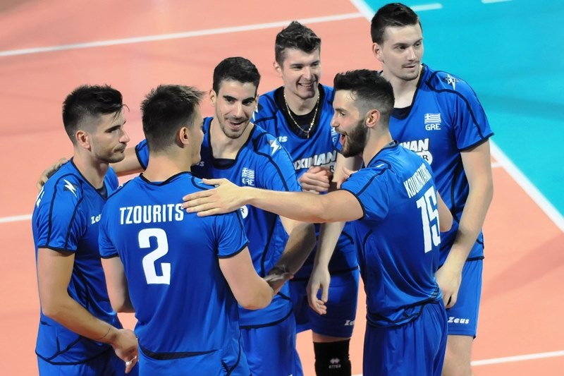 «Γαλανόλευκες» ψυχάρες! (photos)