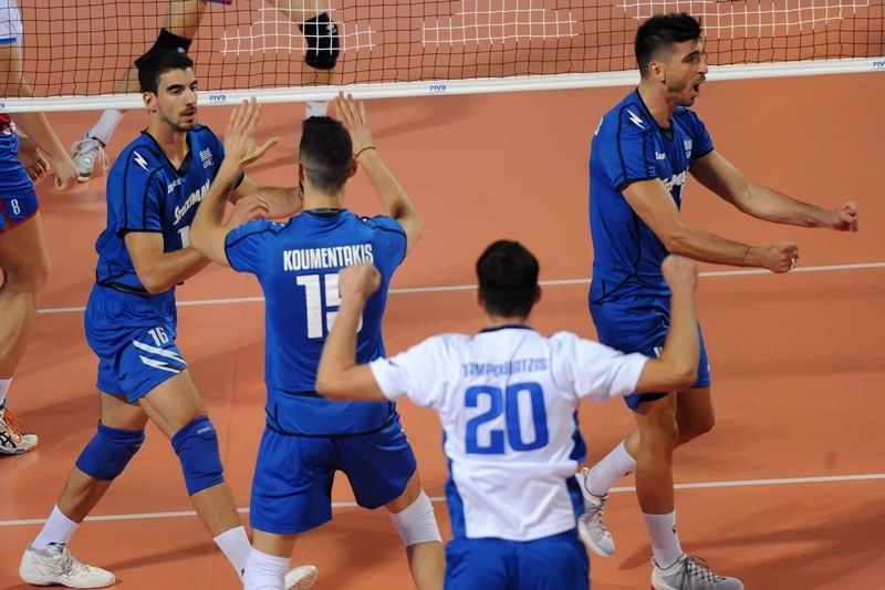 «Γαλανόλευκες» ψυχάρες! (photos)