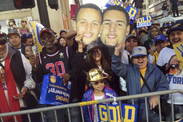 Παραλίγο τραγωδία στην παρέλαση των Warriors! (photos&videos)