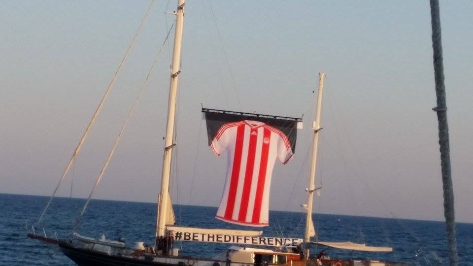 Αυτή είναι η νέα φανέλα του Ολυμπιακού (video+photos)