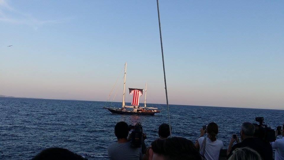 Αυτή είναι η νέα φανέλα του Ολυμπιακού (video+photos)