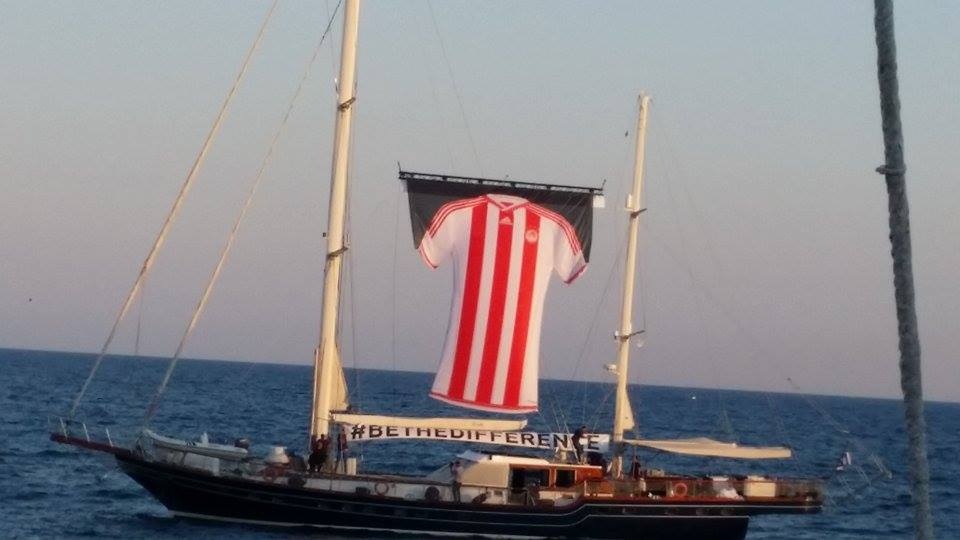 Αυτή είναι η νέα φανέλα του Ολυμπιακού (video+photos)