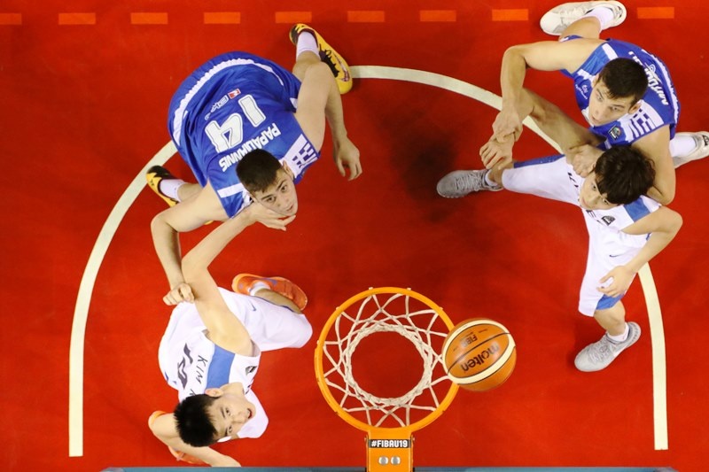 Εντυπωσιακοί οι Έφηβοι στην πρεμιέρα, σούπερ ο Παπαγιάννης! (photos)