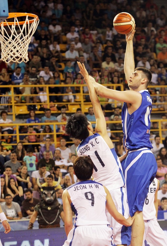 Εντυπωσιακοί οι Έφηβοι στην πρεμιέρα, σούπερ ο Παπαγιάννης! (photos)