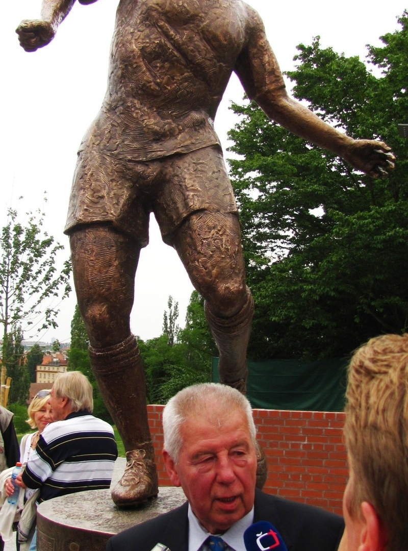 Αποχαιρετώντας τον Γιόζεφ Μάζοπουστ (photos&videos)