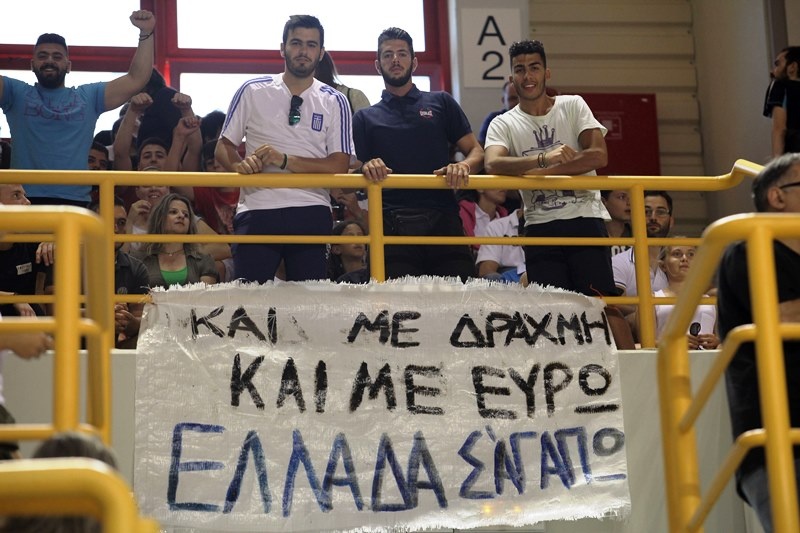 Το μέλλον είναι... γαλανόλευκο! (photos)