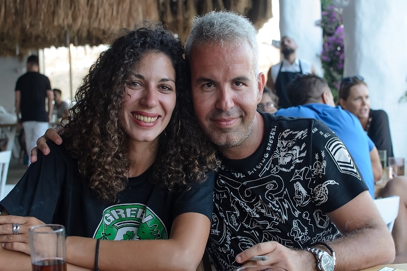 Απίστευτο! Τα… πάντα όλα απ’ το πάρτι του Σισέ στη Μύκονο με 80 κλικς! (photos)