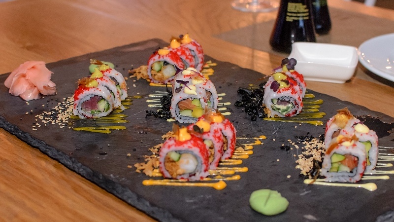 Απίστευτο! Τα… πάντα όλα απ’ το πάρτι του Σισέ στη Μύκονο με 80 κλικς! (photos)