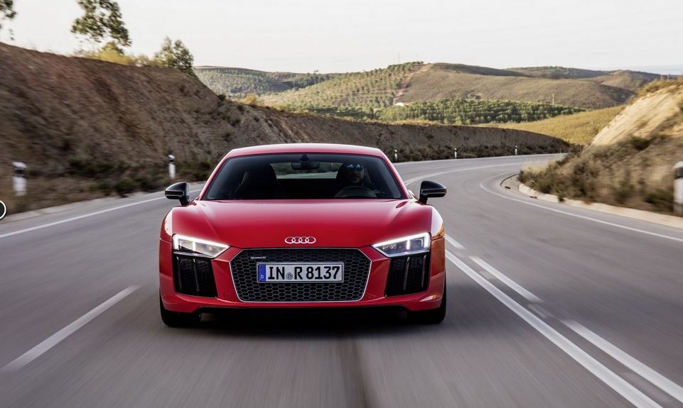 Νέες εικόνες από το Audi R8 (photos)