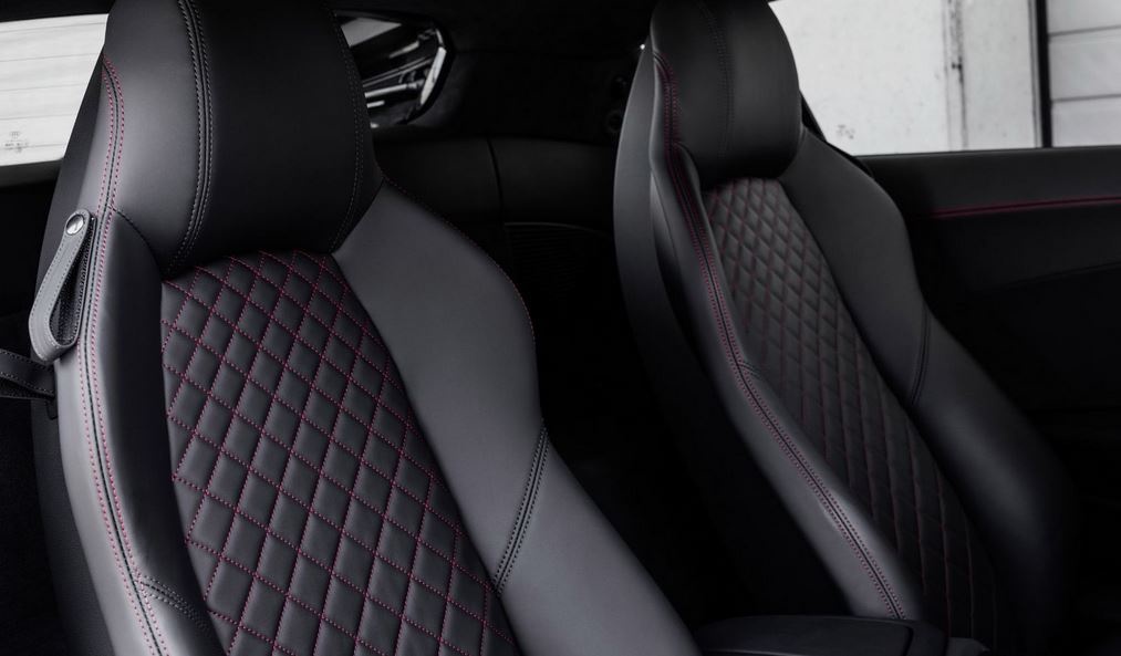 Νέες εικόνες από το Audi R8 (photos)