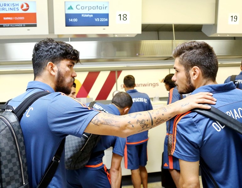 Ολυμπιακός: «Πέταξε» για Τουρκία (photos)