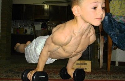 Σοκάρουν οι εικόνες του 11χρονου bodybuilder Τζιουλιάνο Στρόε! (photos&videos)