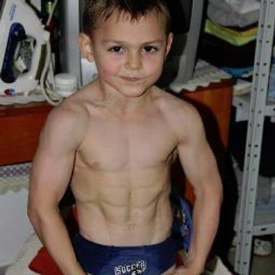 Σοκάρουν οι εικόνες του 11χρονου bodybuilder Τζιουλιάνο Στρόε! (photos&videos)