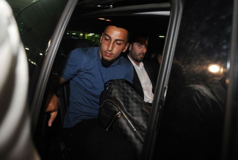 Μπενφίκα: Στην Λισαβόνα ο Μήτρογλου! (photos+video)