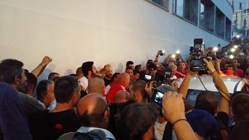 Πανικός για Καμπιάσο (photos+video)
