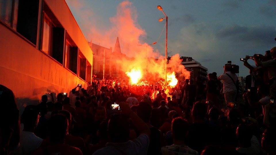 Πανικός για Καμπιάσο (photos+video)