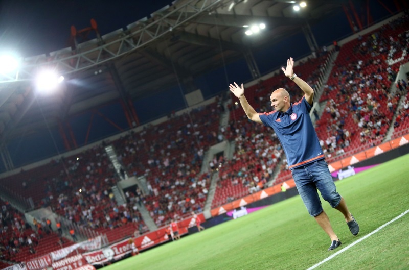 Εμφανίστηκε και αποθεώθηκε ο Καμπιάσο! (photos&video)